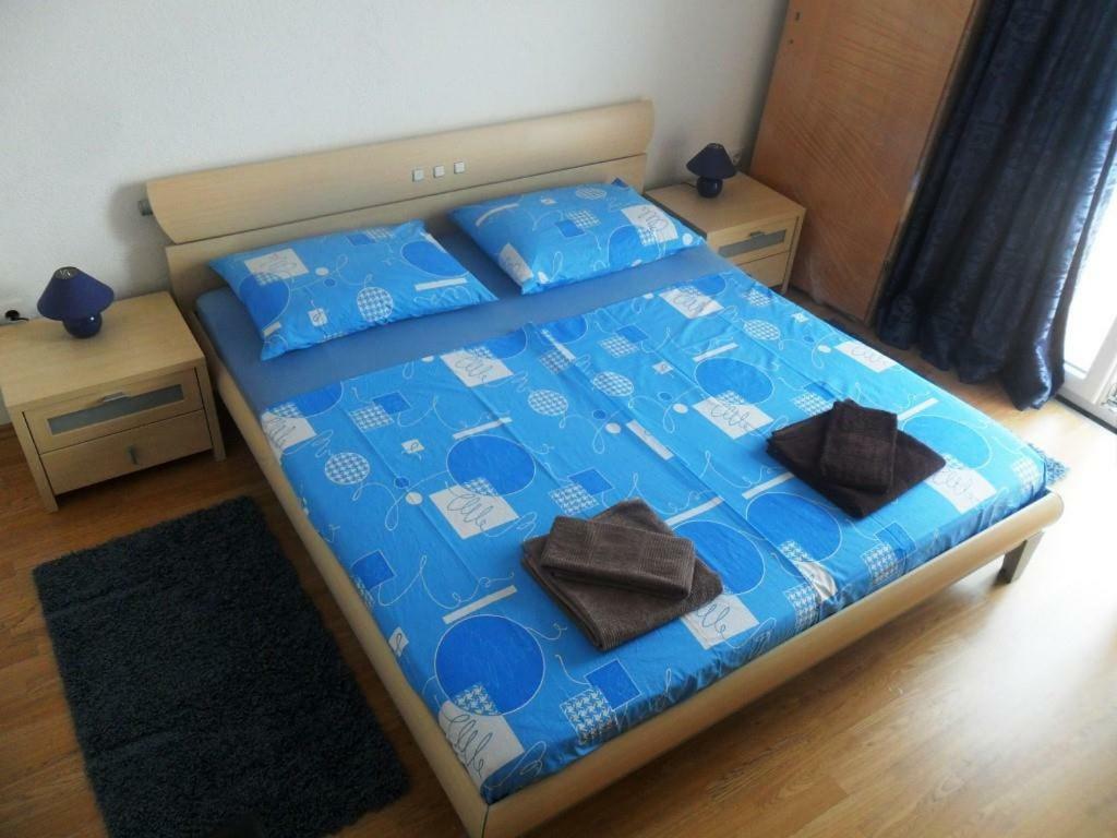 Nena - Apartment Trogir